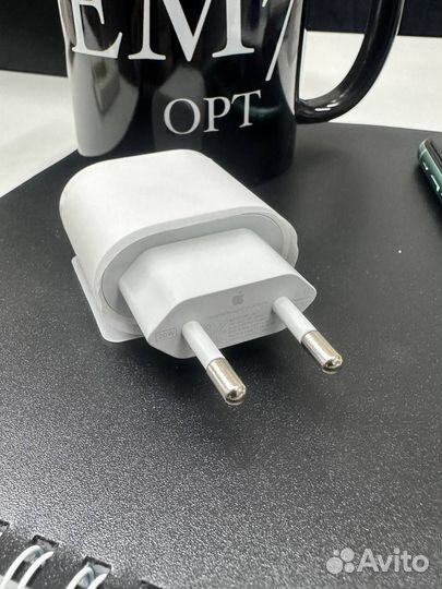 Блок питания apple 20w Type -C