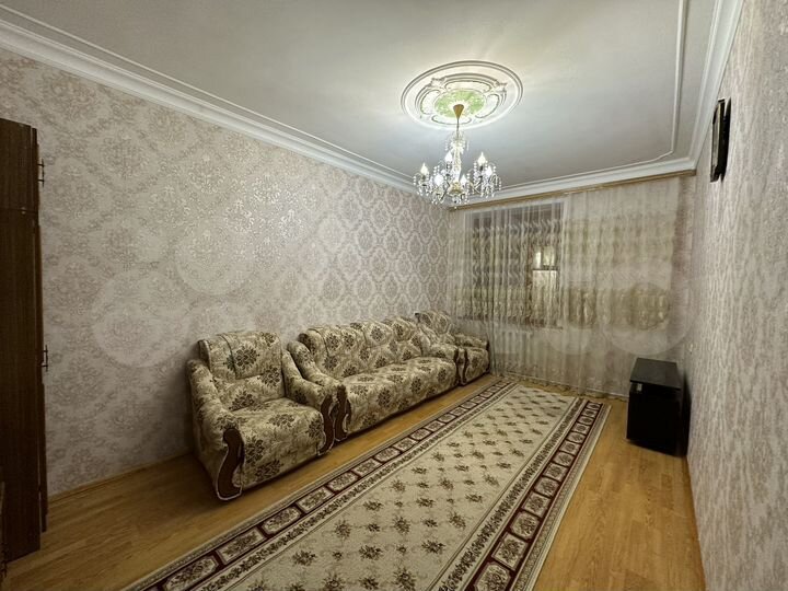 3-к. квартира, 130 м², 1/2 эт.
