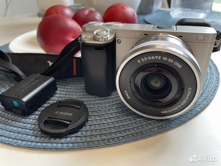 Sony Alpha ilce 6000 kit