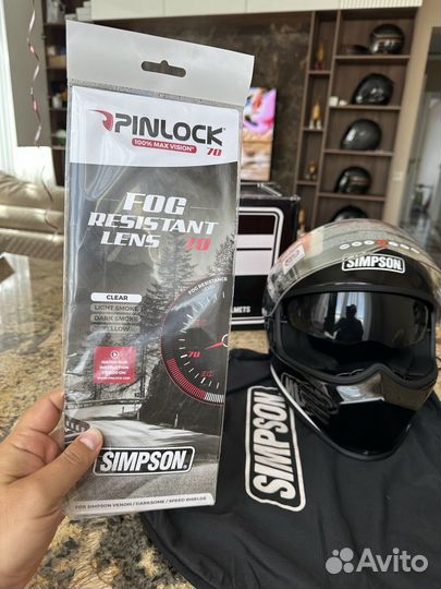 Мотошлем Simpson Venom 