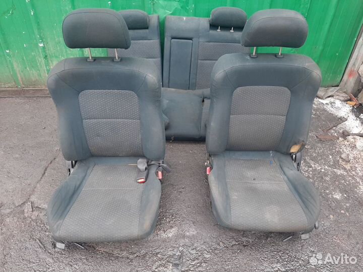 Сидения Комплект Mazda 323 F 1994-1998