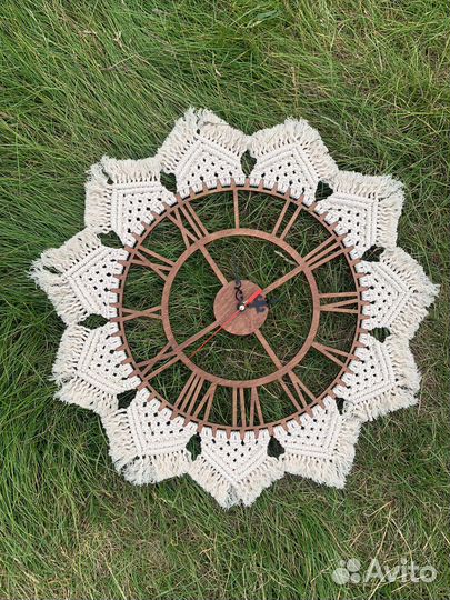 Настенные макраме часы