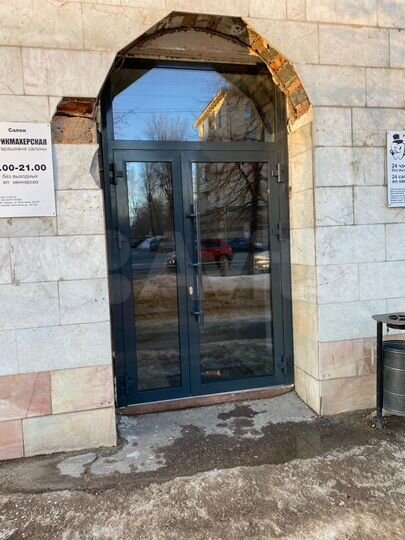 Нежилые помещения 323 кв.м на 1 линии ул.Восстания