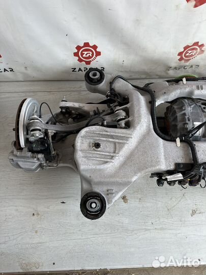 Land Rover Range Rover L405 Подрамник задний