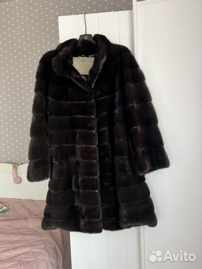 Продам норковую шубу