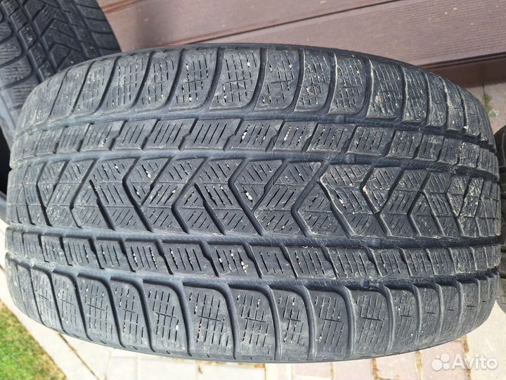 Pirelli Scorpion Winter 275/40 R20 и 315/35 R20 110V