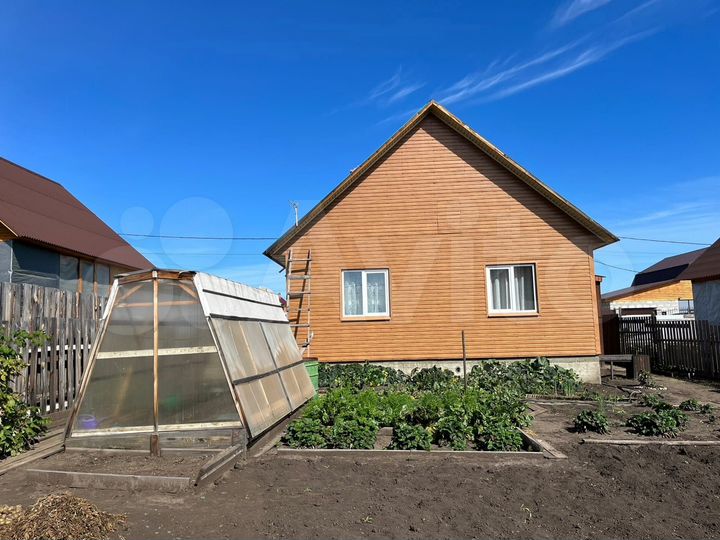 Дом 90 м² на участке 5 сот.