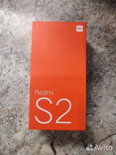 Телефон Xiaomi Redmi S2