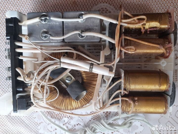 Стабилизатор напряжения. Новый в коробке. СССР