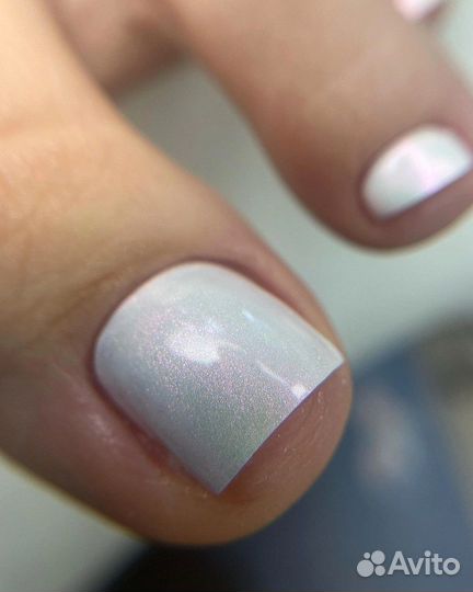 Маникюр и педикюр