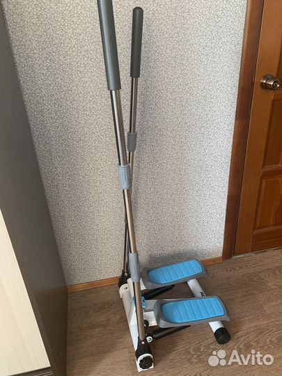 Тренажер степпер поворотный с поручнями Atemi