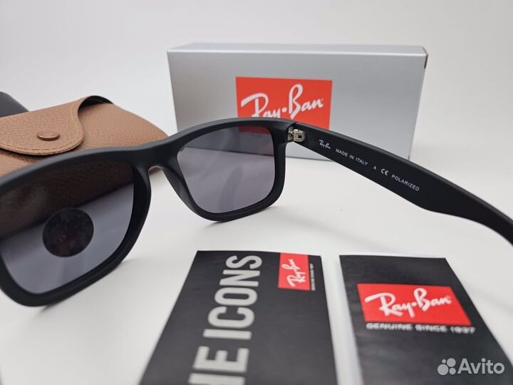 Очки Ray Ban Justin Polarized Soft Touch Черные