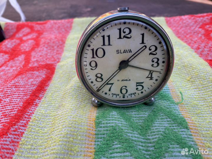 Часы будильник СССР
