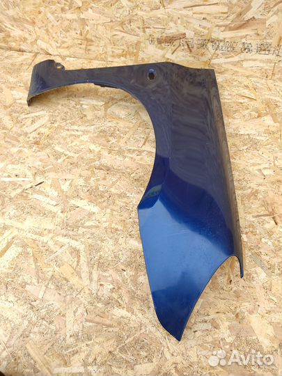Крыло переднее правое peugeot 307