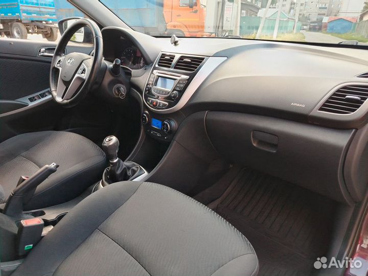 Hyundai Solaris 1.6 МТ, 2012, 137 000 км