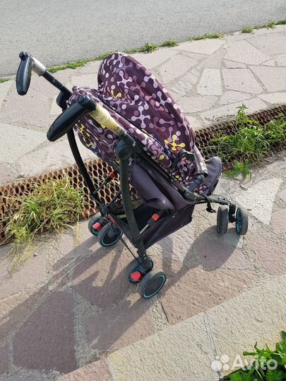 Детская прогулочная коляска
