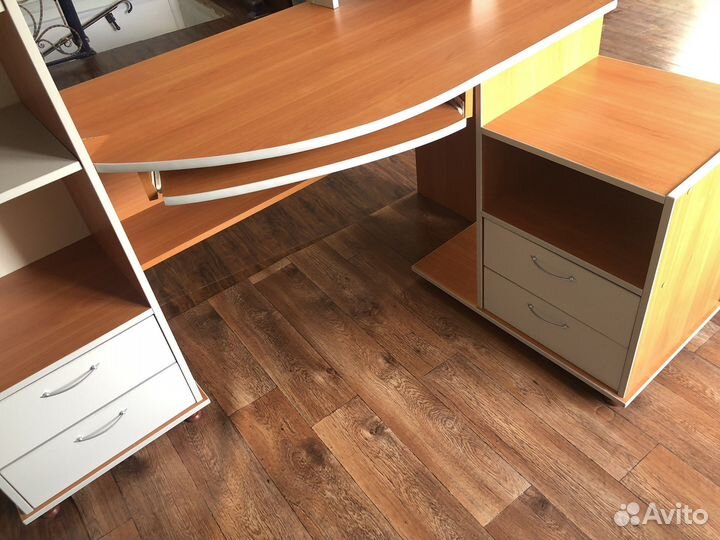 Компьютерный (письменный) стол бу