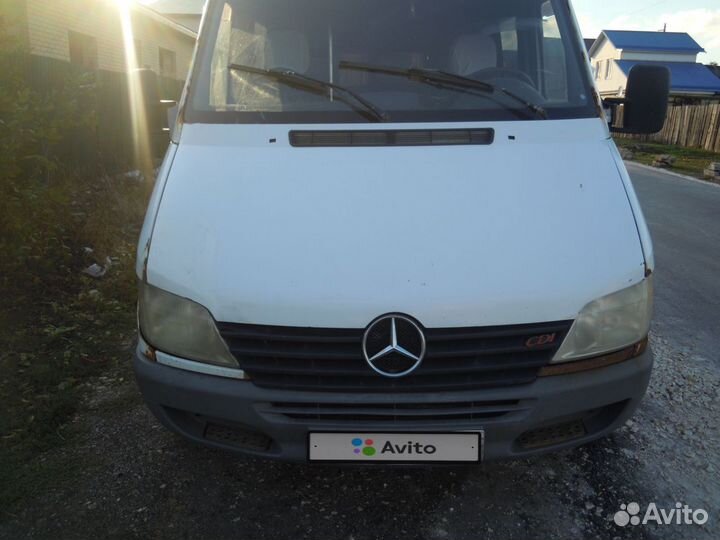 Mercedes-Benz Sprinter 2.2 МТ, 2001, 400 км