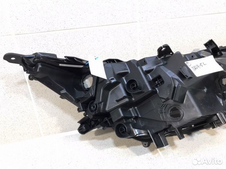 Корпус фары левой Toyota Rav4 5