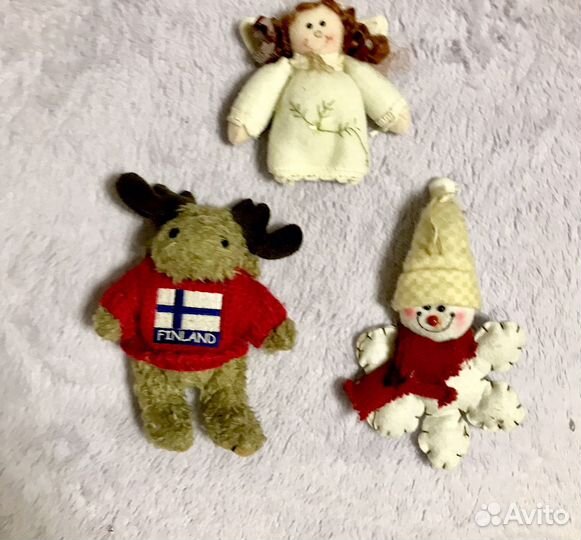 Новогодние игрушки на елку