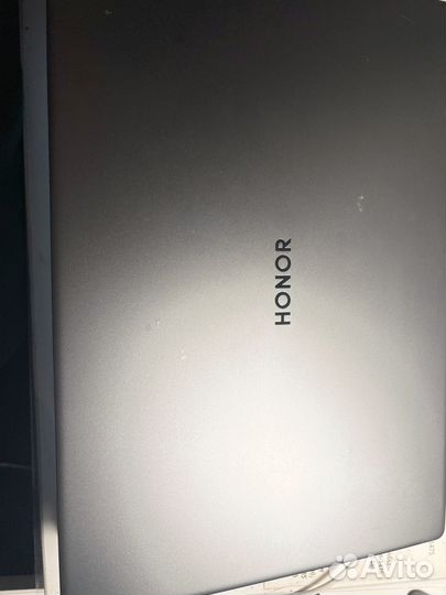 Honor magicbook x16