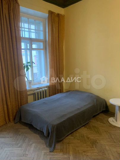 Квартира-студия, 23,7 м², 2/5 эт.