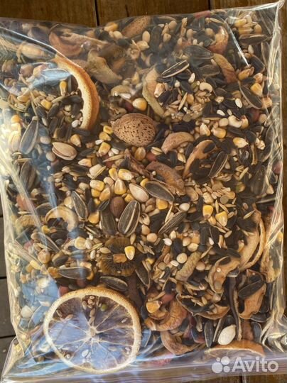 Корм для крупных и средних попугаев зерносмесь