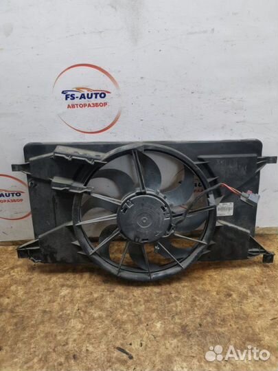 Вентилятор охлаждения радиатора Ford Focus 3