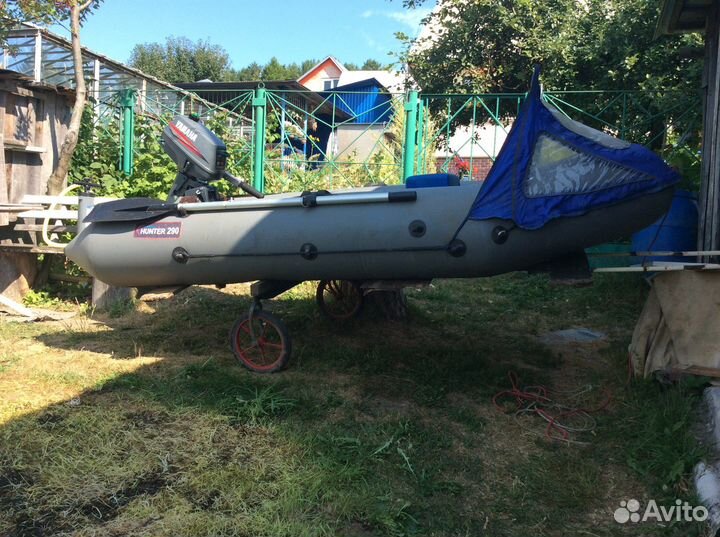 Лодка Hunter 290 с мотором Yamaha