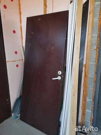 Двери межкомнатные деревянные бу 6шт за