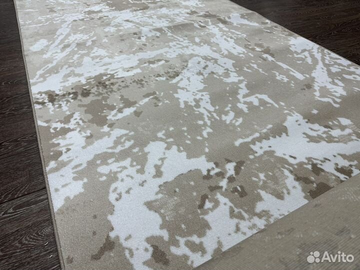 Ковер, ковровая дорожка современная