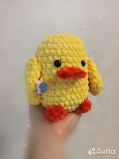 Уточка из мема вязаная амигуруми