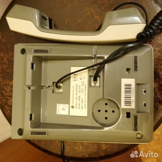 Стационарный телефон LG