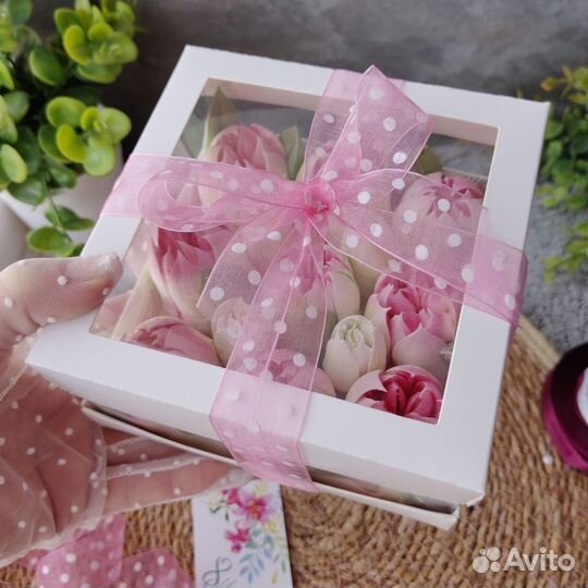 Коробочка с тюльпанами на 8 марта