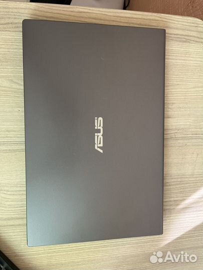 Ноутбук asus