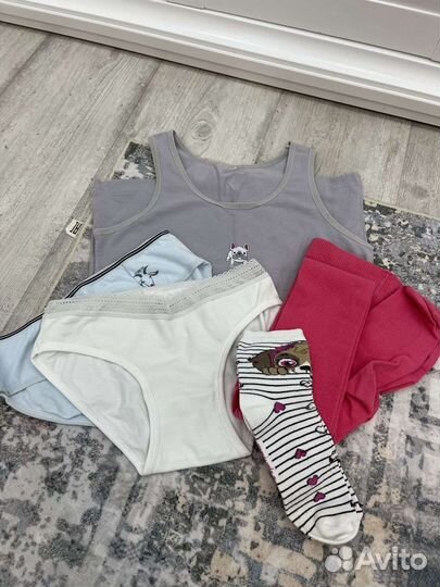 Вещи на девочку 8-9 лет