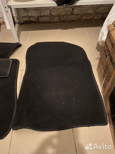 Автомобильные коврики