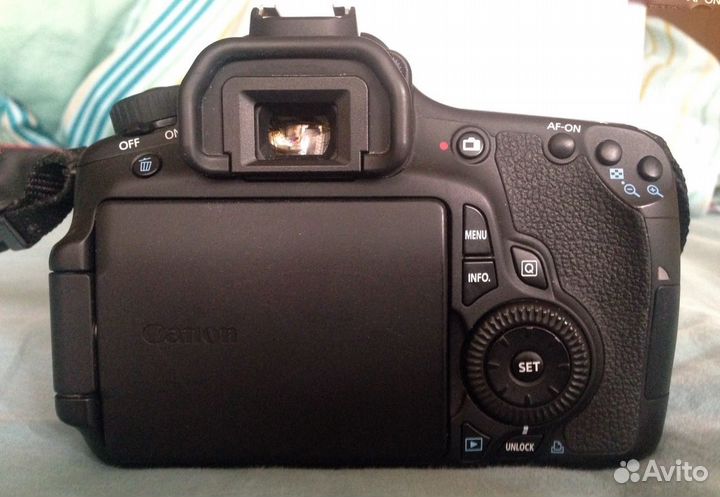 Canon EOS 60D + Объектив Canon 18x135 + 2 фильтра