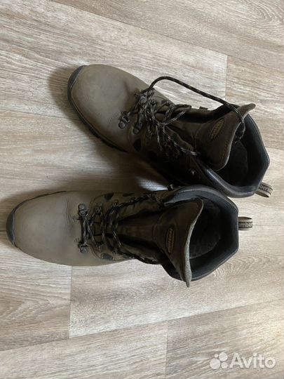 Трекинговые ботинки zamberlan 44