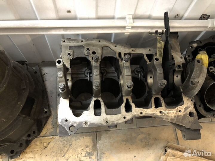 Продаю блок двигателя Рено к9к 836