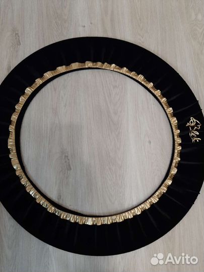 Обруч, булавы, мяч, скакалка и т.д