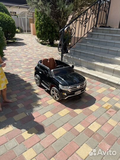 Детский электромобиль бу Toyota