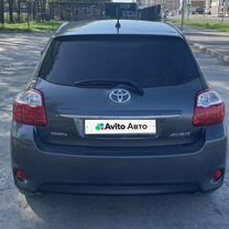 Toyota Auris 1.6 AT, 2012, 196 550 км, с пробегом, цена 1 130 000 руб.