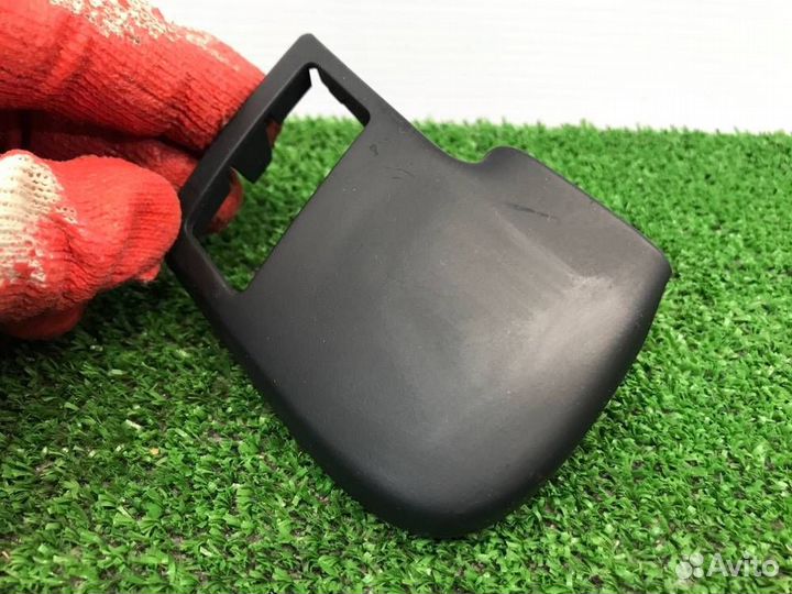 Накладка декоративная правая Audi A3 8P CCZ 2009