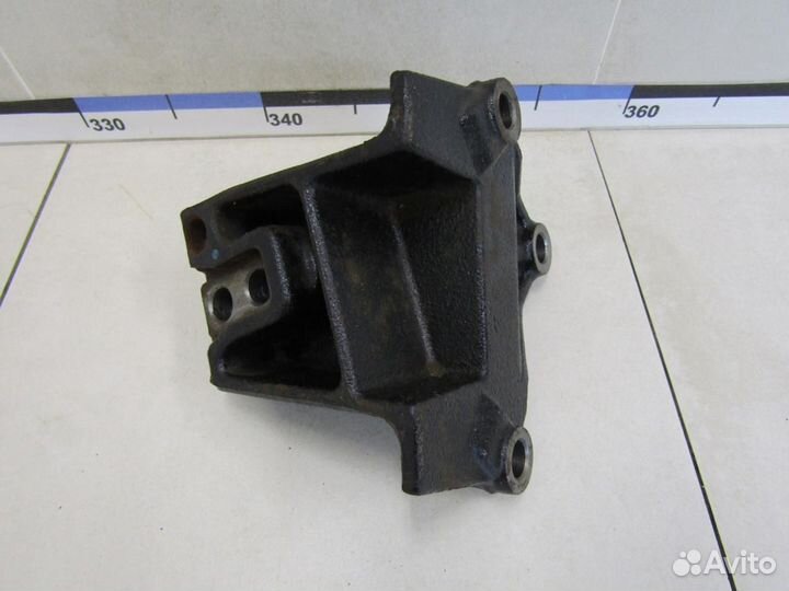 Кронштейн двигателя правый RIO 2011-2017