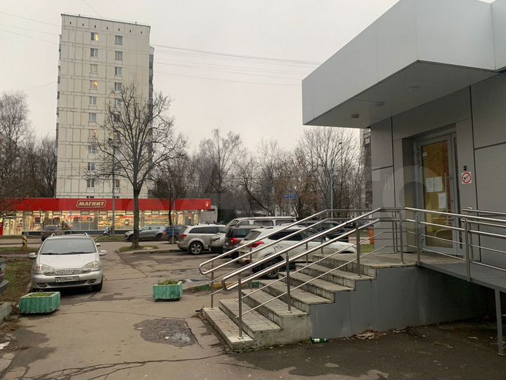 Свободное назначение в плотном жилом массиве