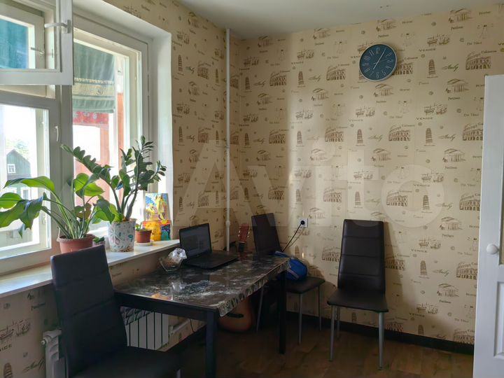 2-к. квартира, 58 м², 2/5 эт.