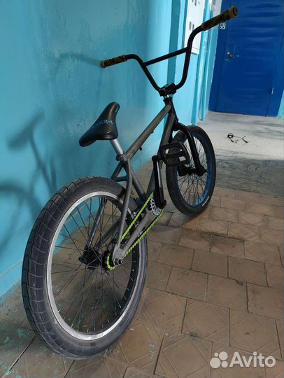 Велосипед BMX