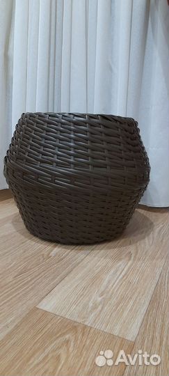 Кашпо из ротанга