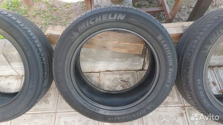 Michelin Latitude Sport 3 235/55 R18